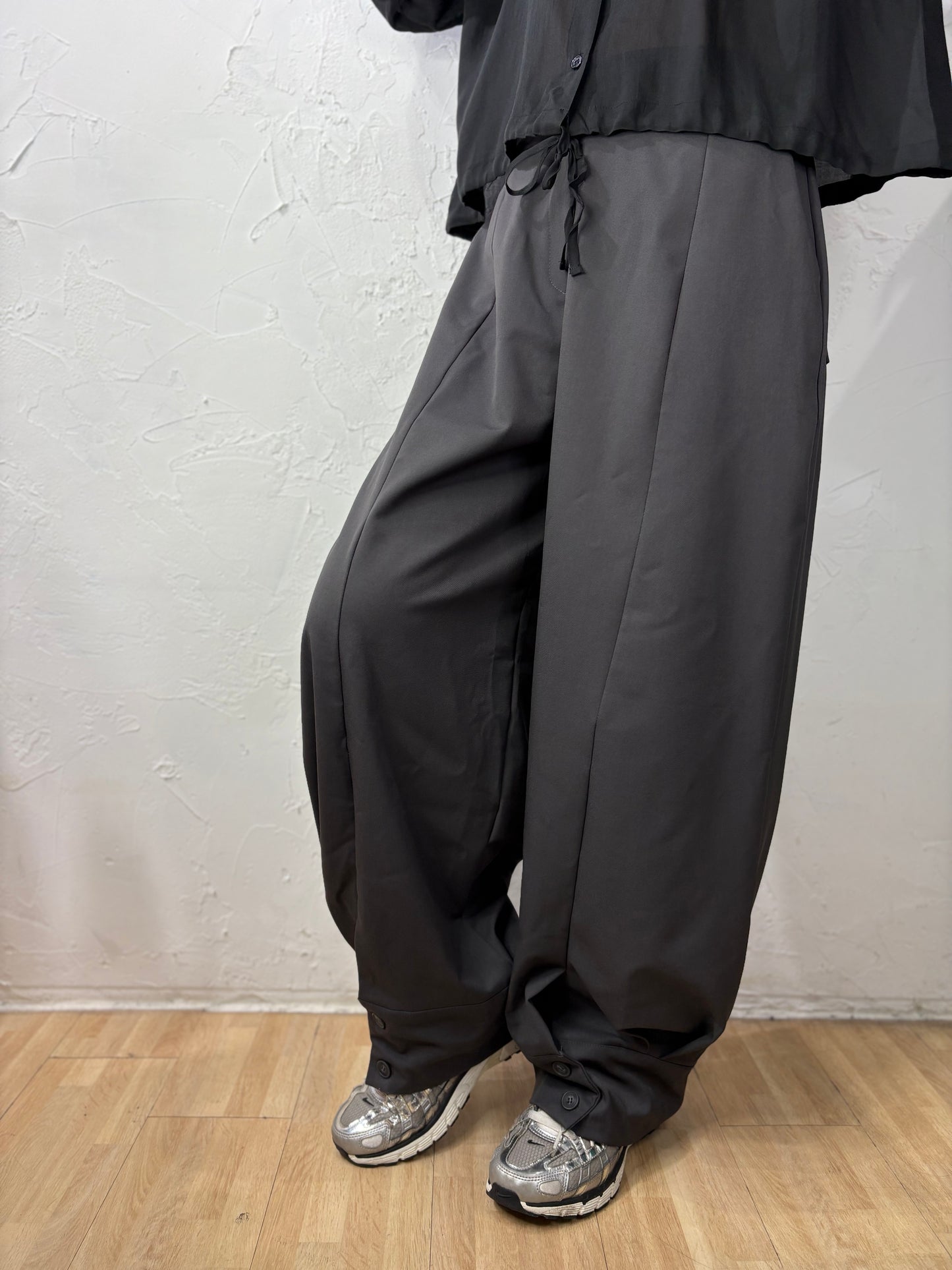 Button Legs Pants