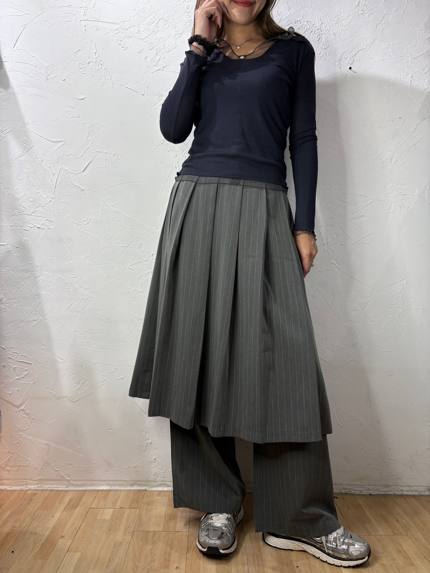 2-Layer Skirt-like Pants