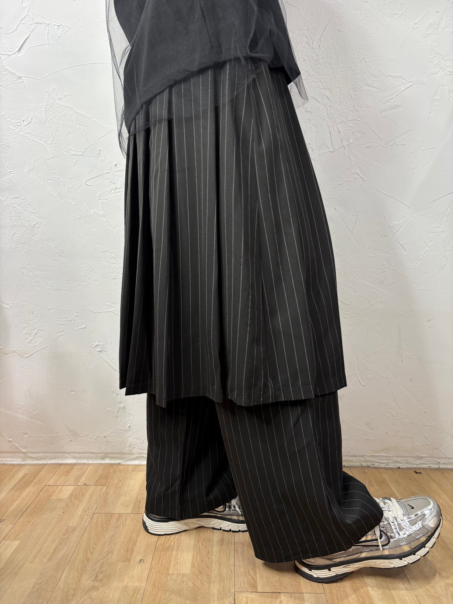 2-Layer Skirt-like Pants