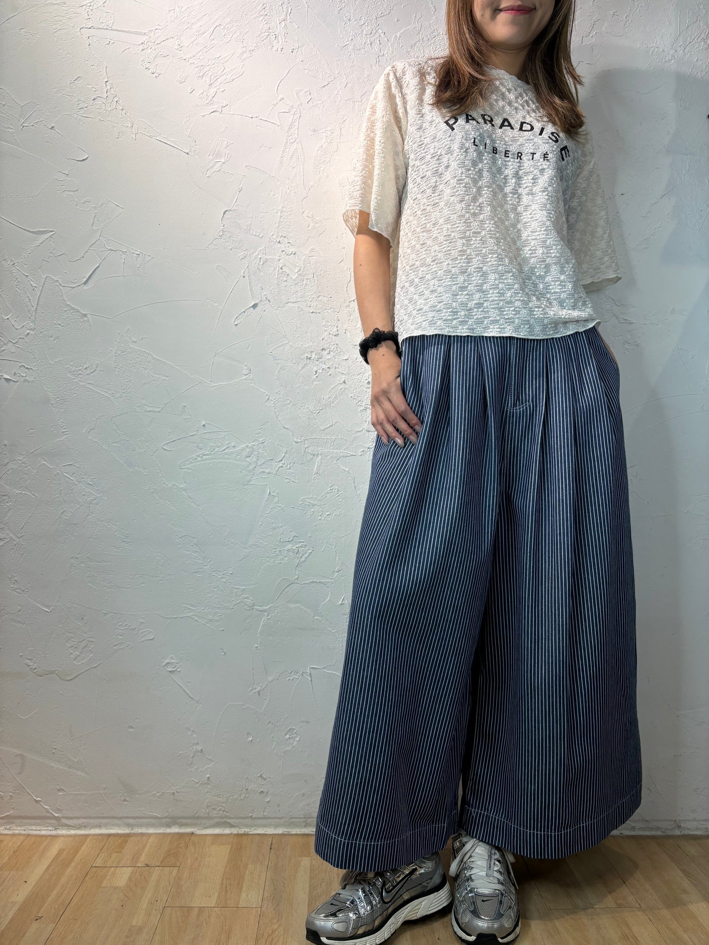 Wrinkle Text Top
