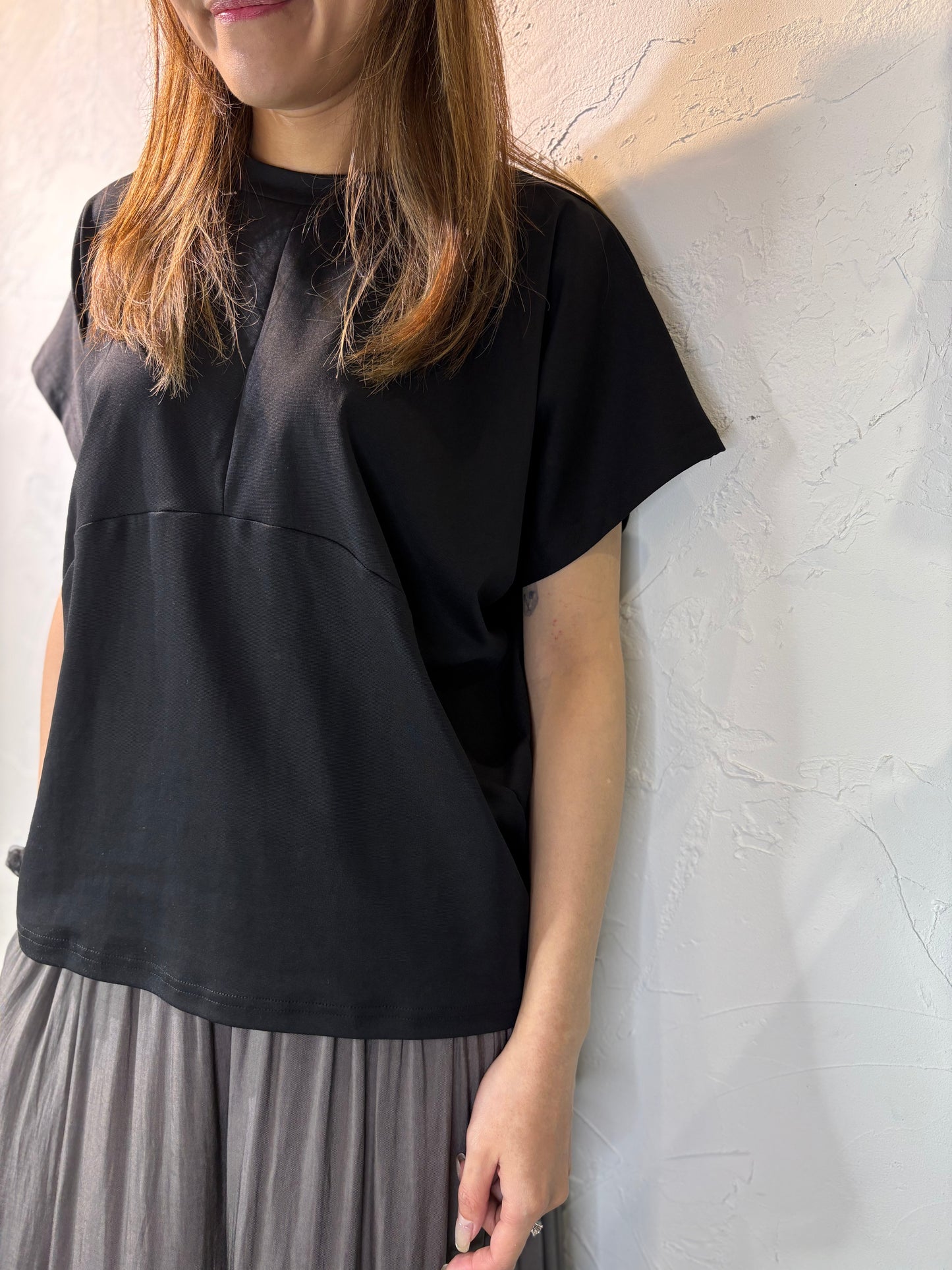 Curve Cut Top