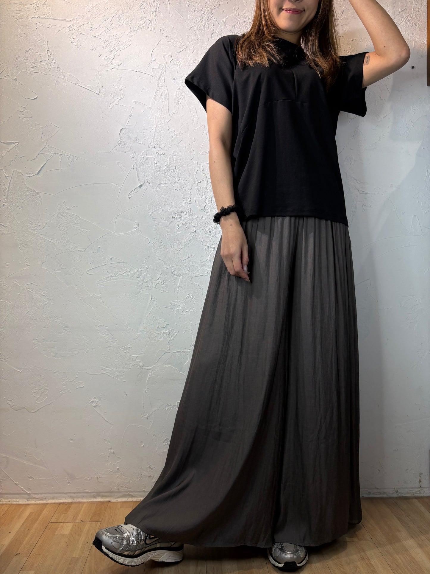 Curve Cut Top