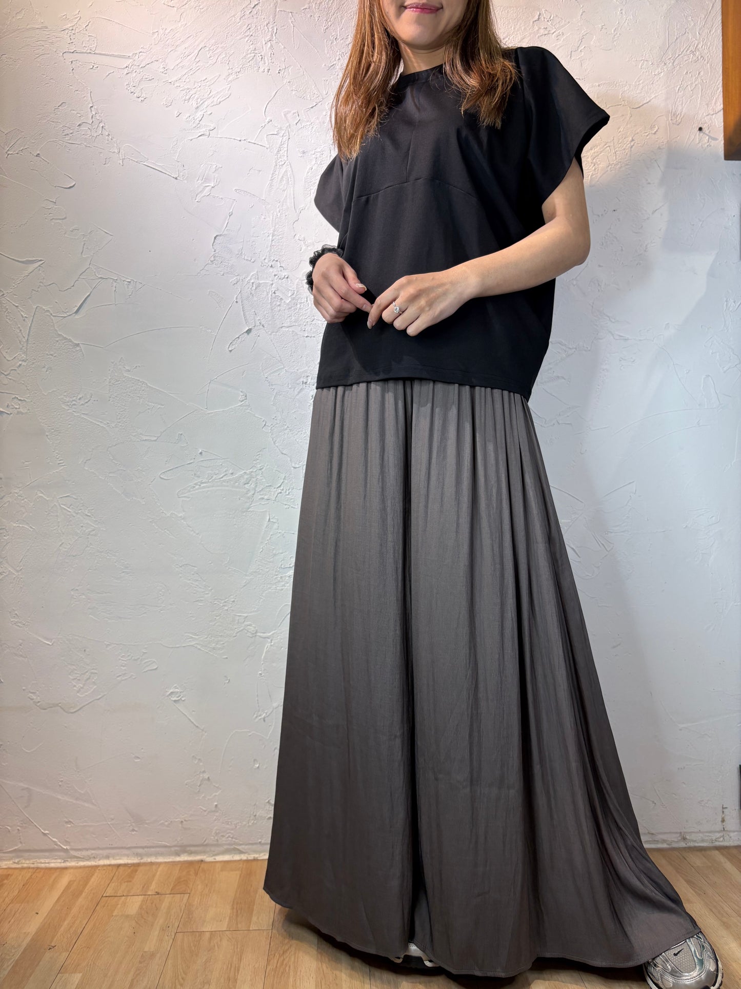 Curve Cut Top