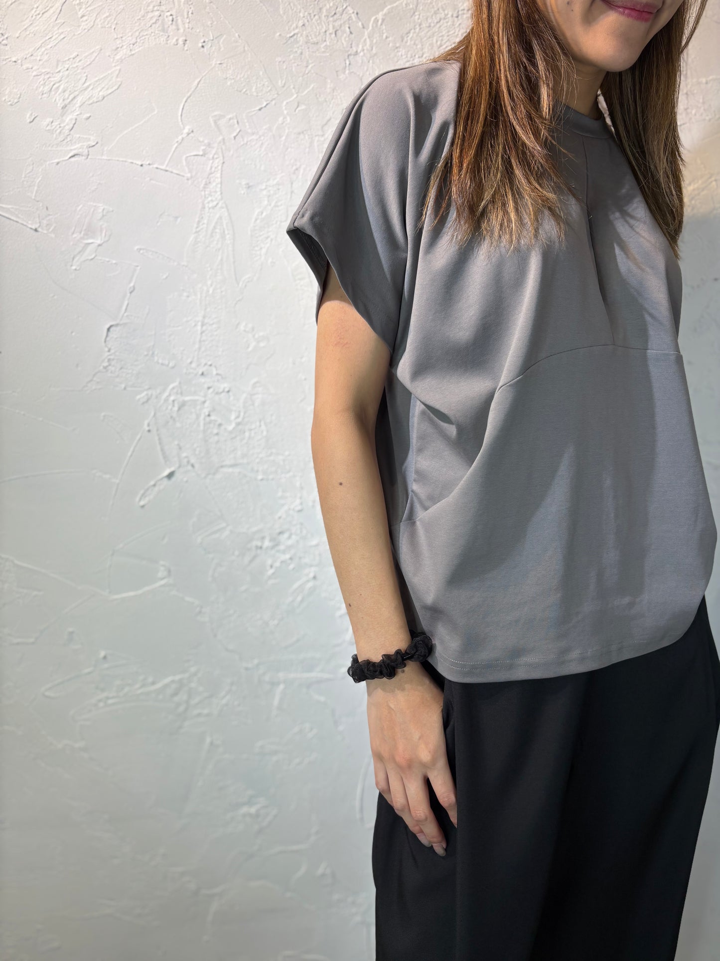 Curve Cut Top