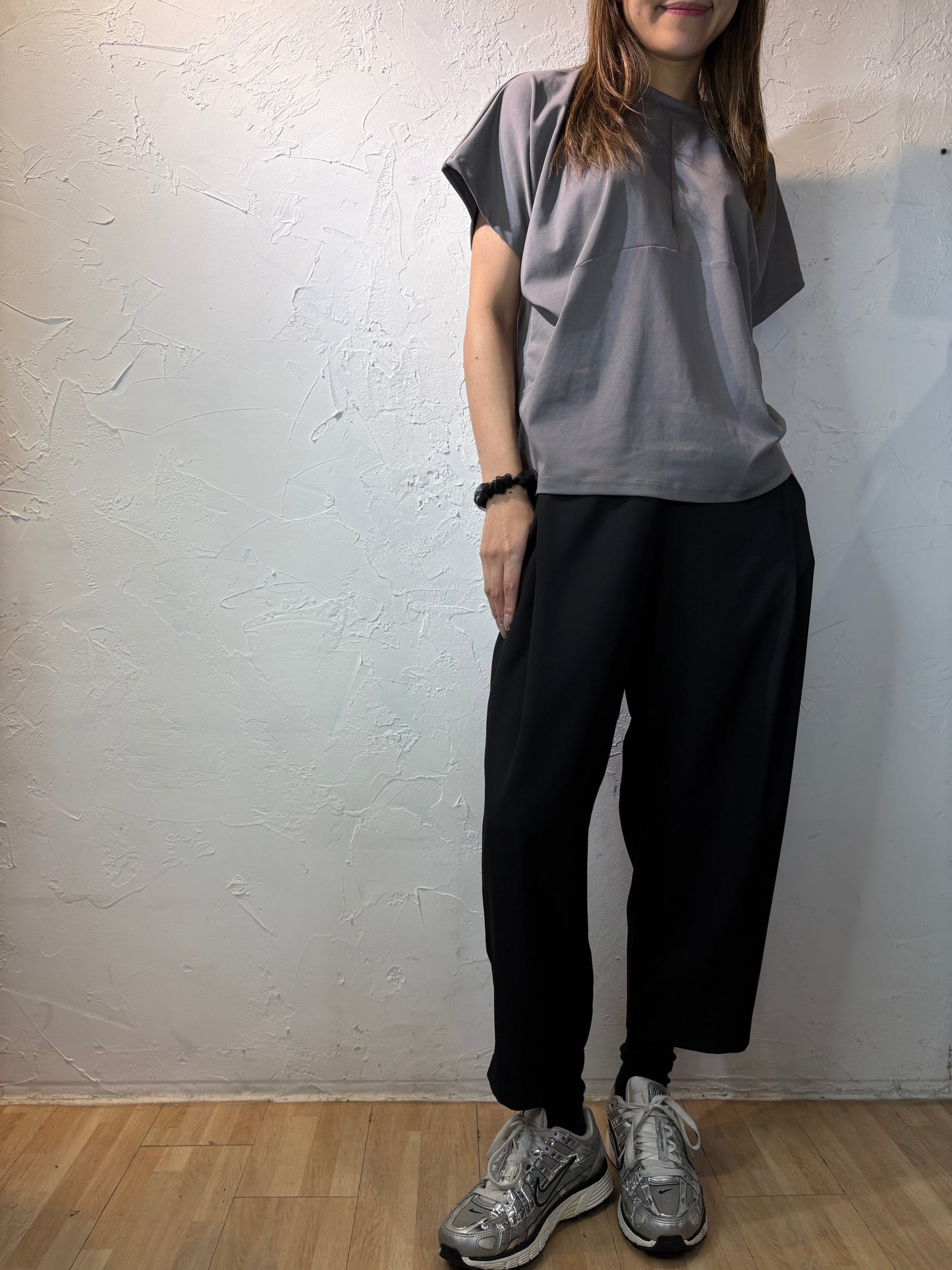 Curve Cut Top