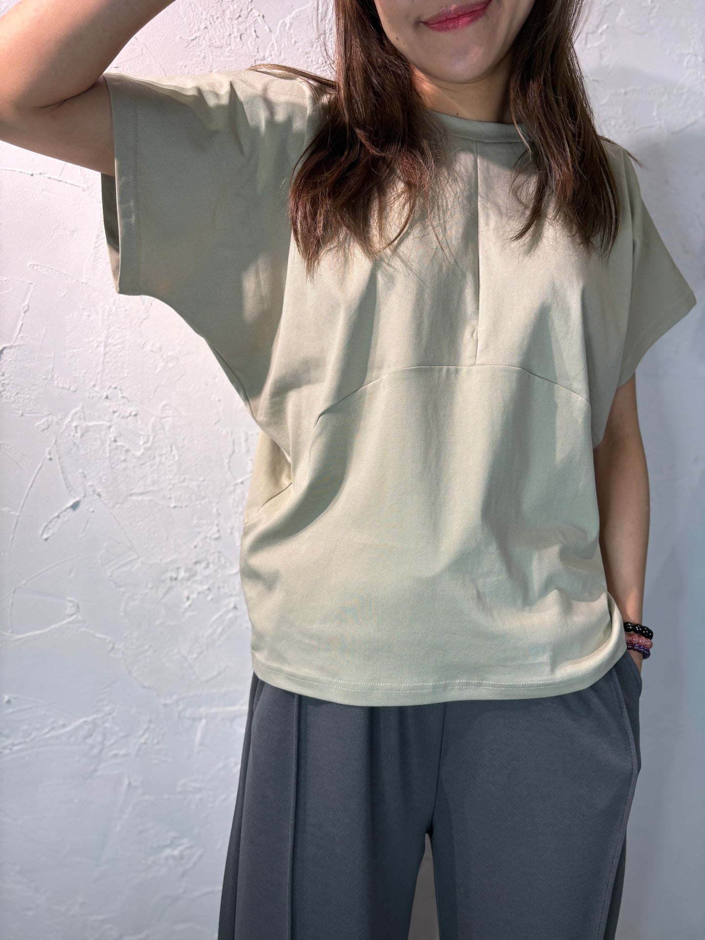 Curve Cut Top