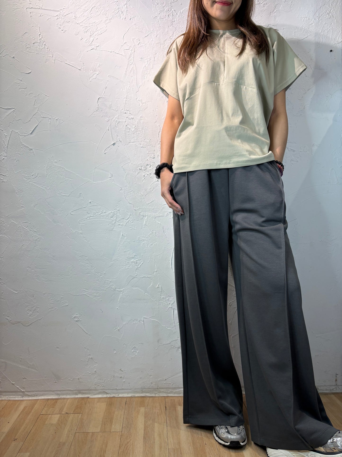 Curve Cut Top