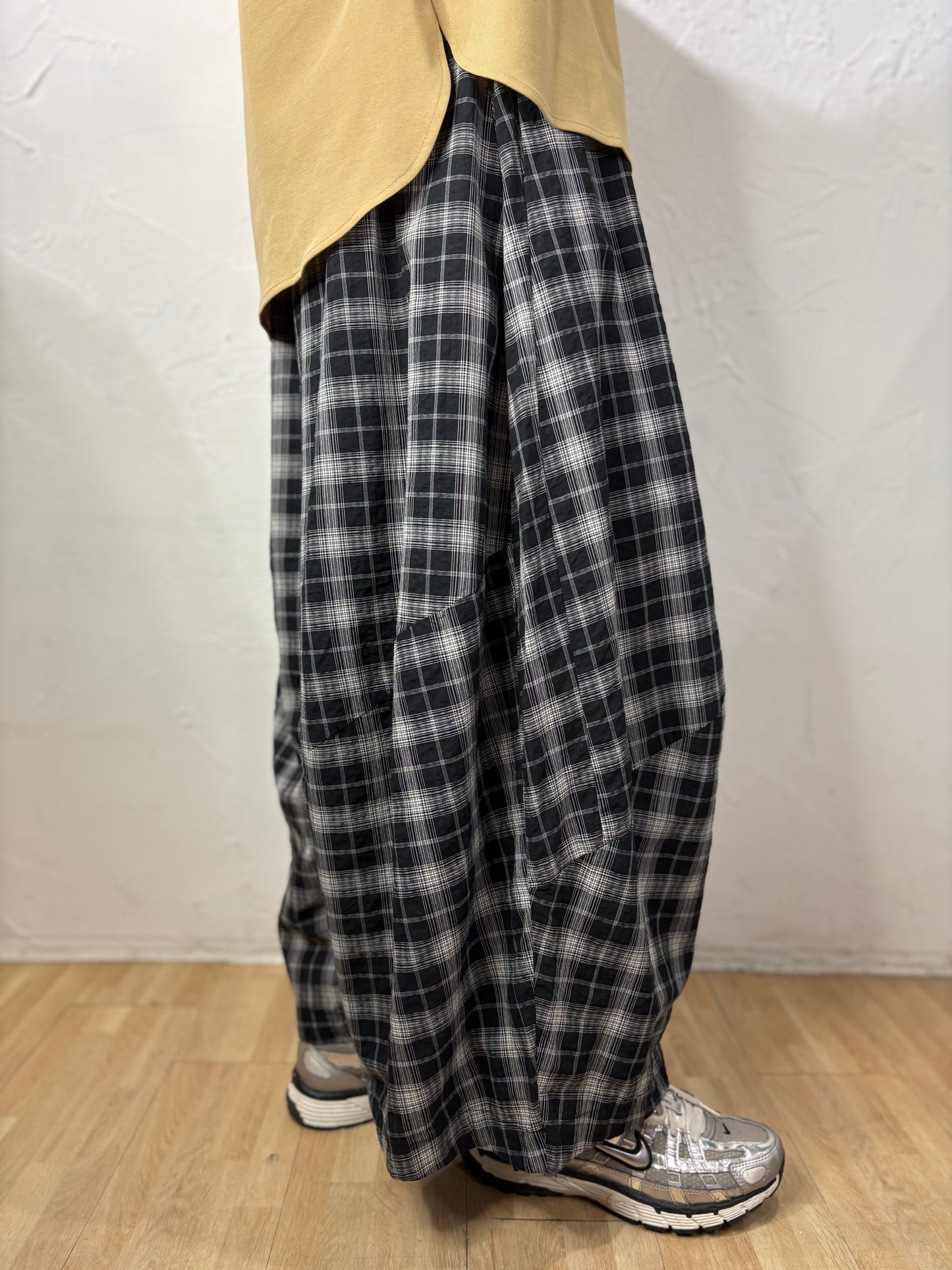 3D Cutting Soft Pants