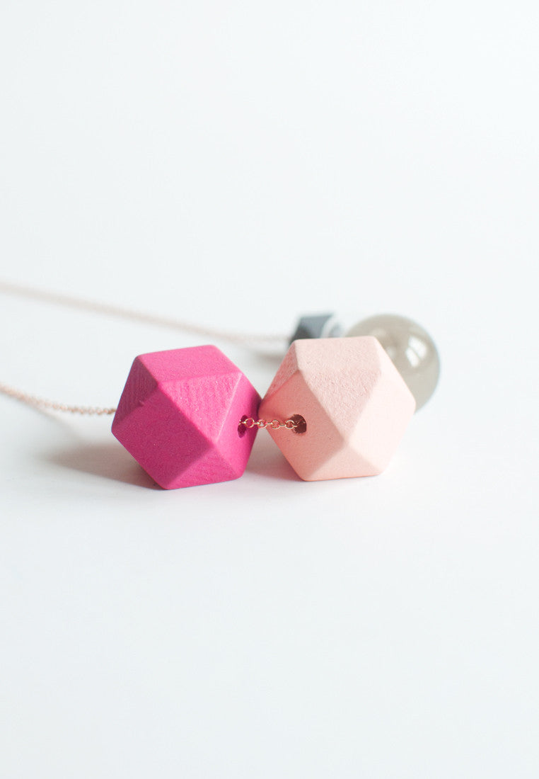 Pink Glass Necklace - sanwaitsai