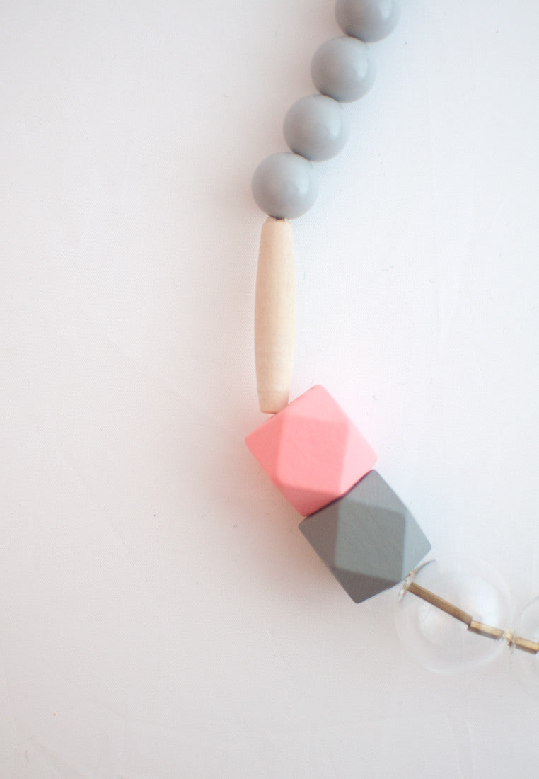Glass Pink Wooden Necklace - sanwaitsai
