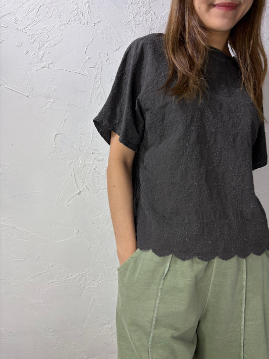 Embroidery T-shirt