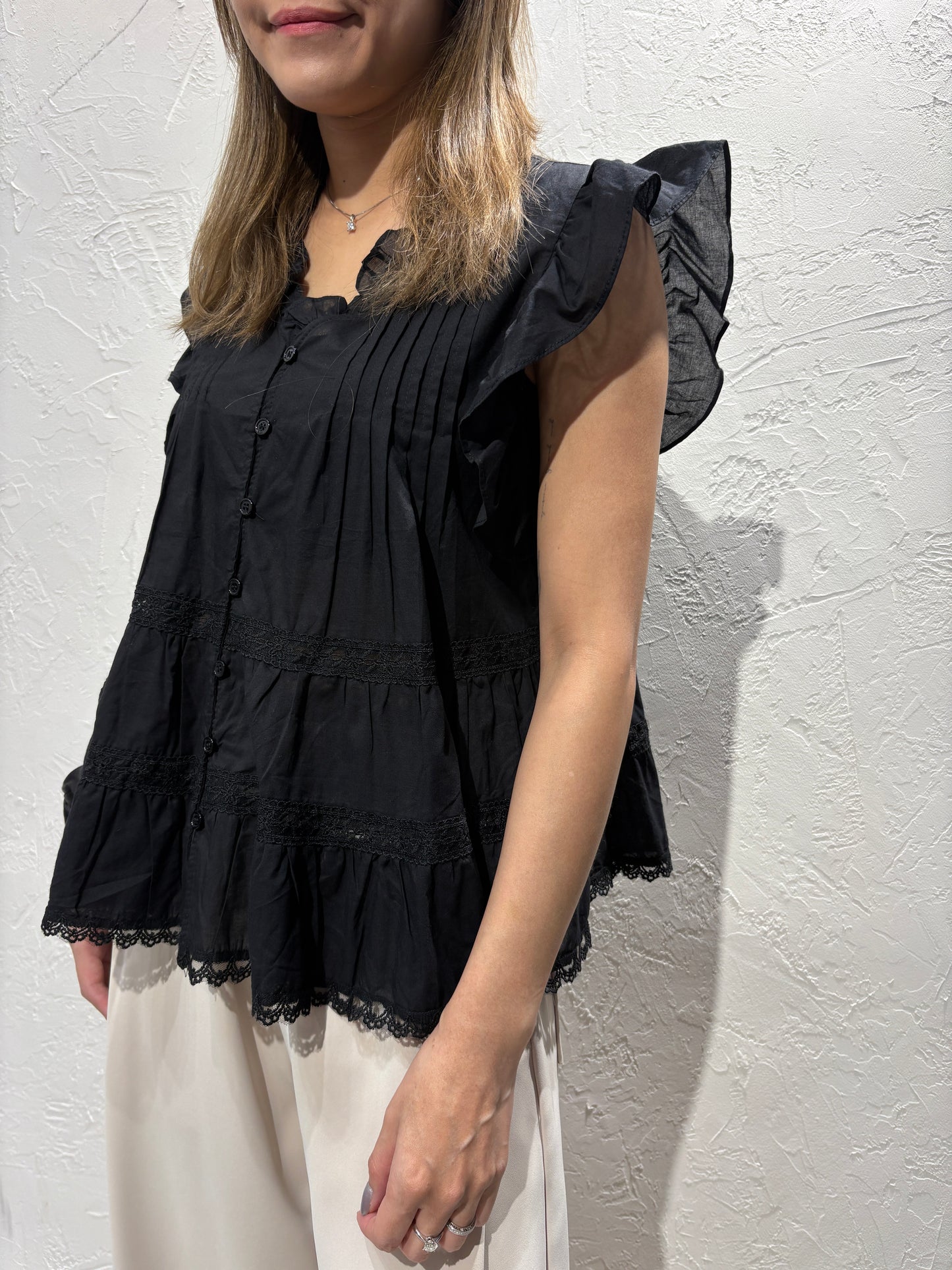 Ruffle Vest Shirt