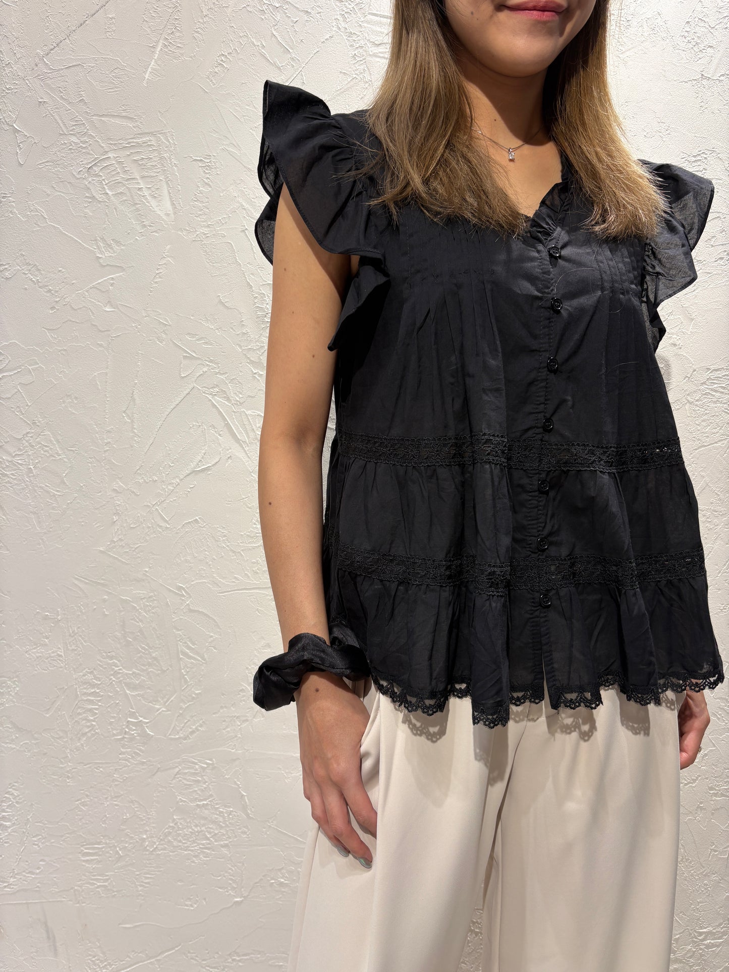 Ruffle Vest Shirt