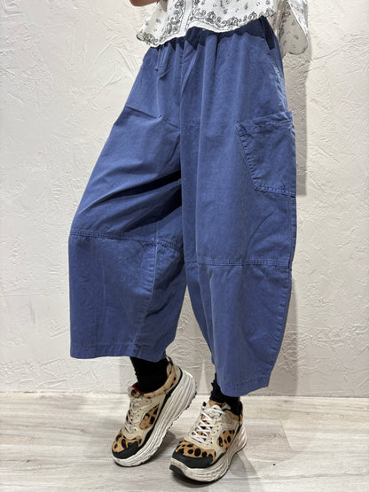 Curved Cut Knee Pants