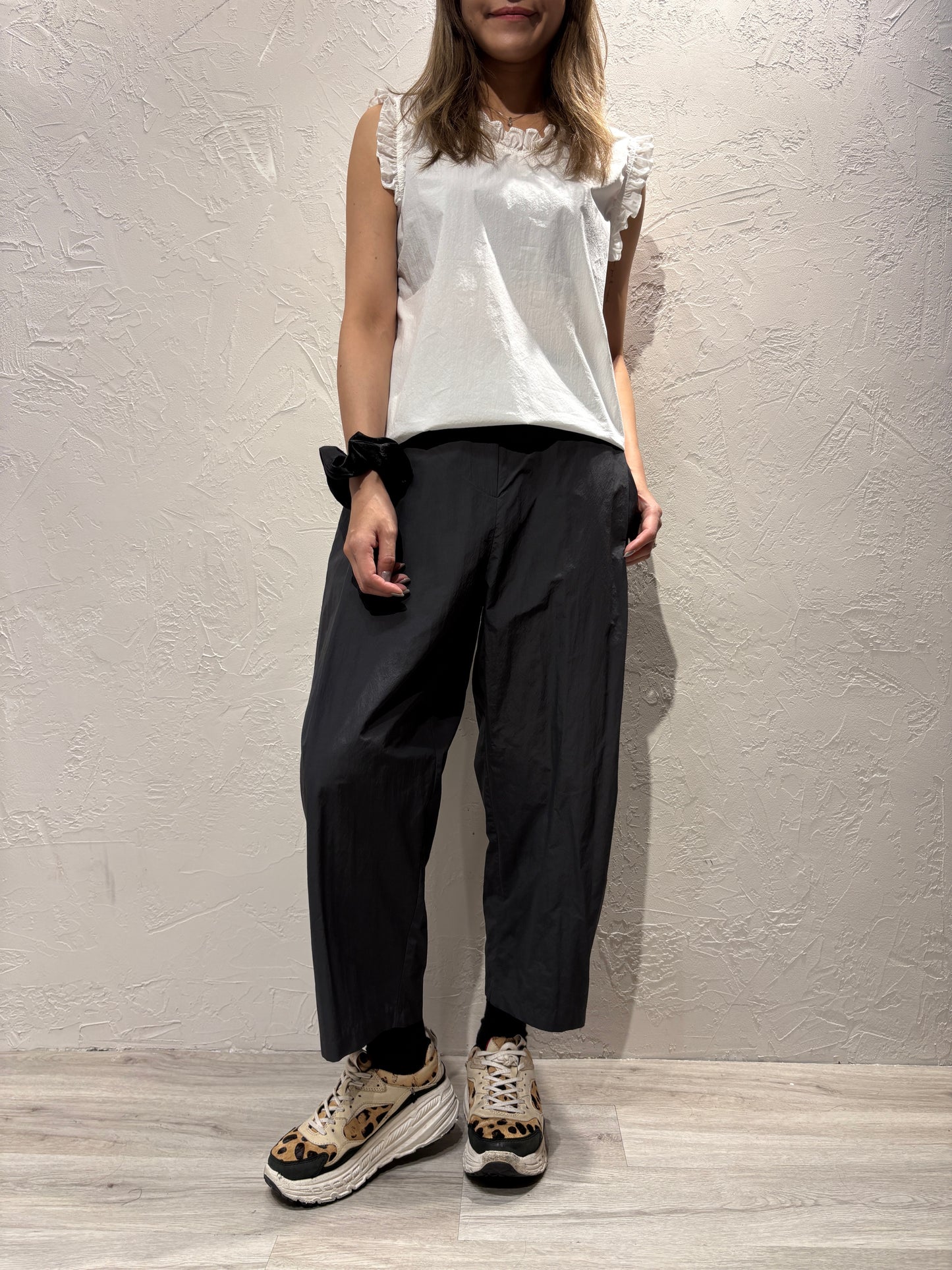 Ruffle Collar Vest