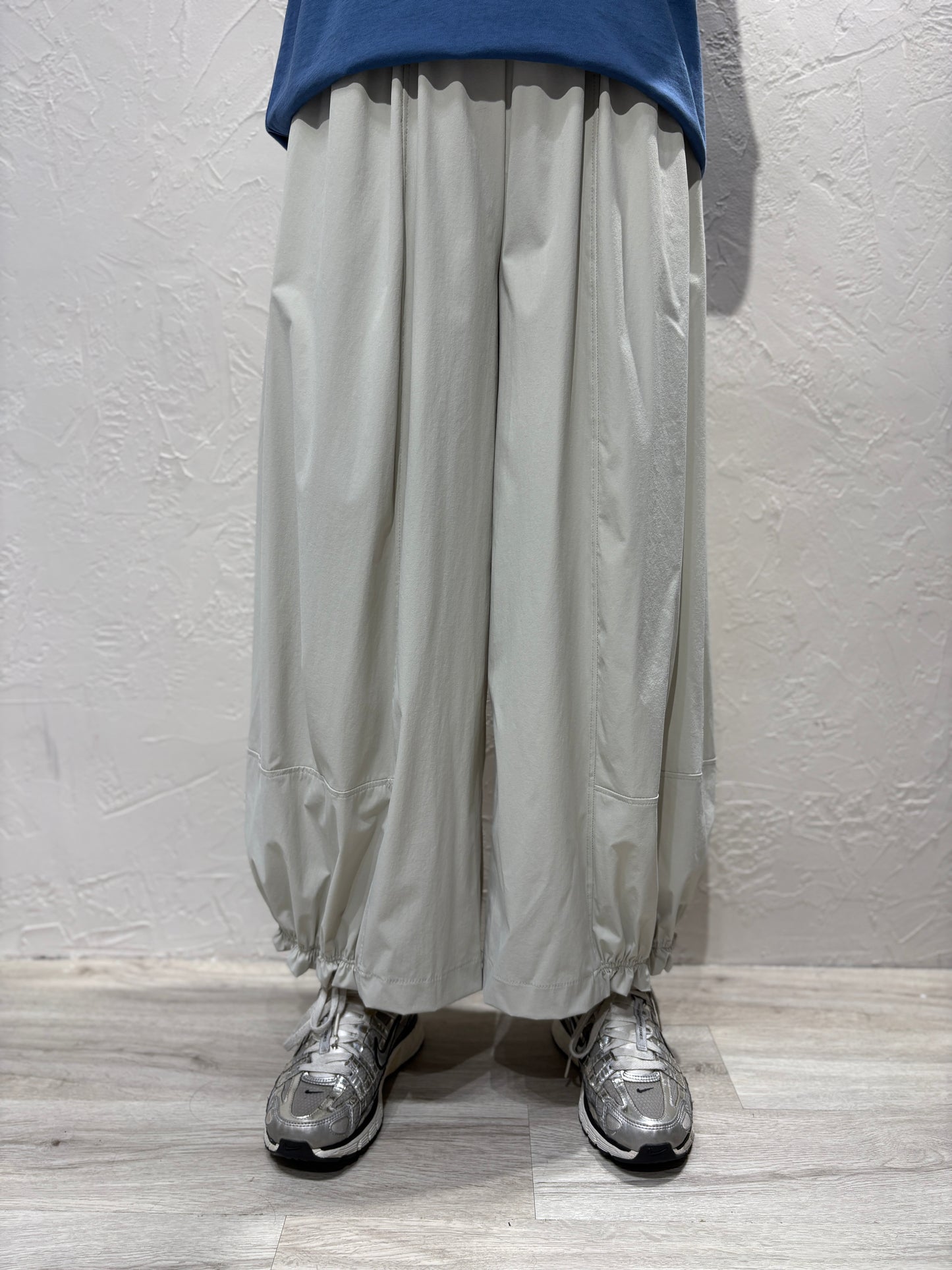 Light Wide Legs Pants