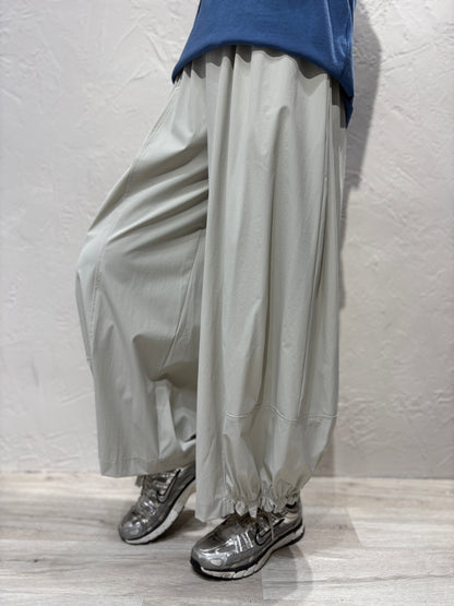 Light Wide Legs Pants