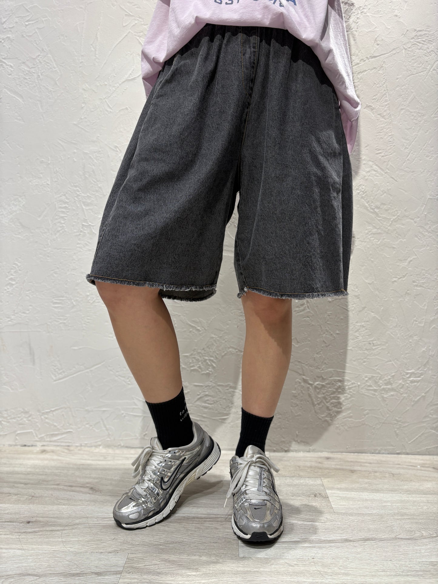 Stylish Cut Denim Shorts