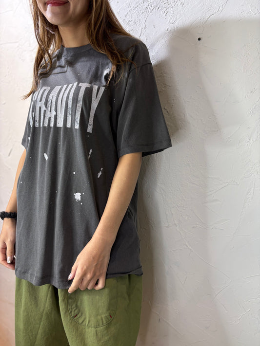 GRAVITY Print T-shirt