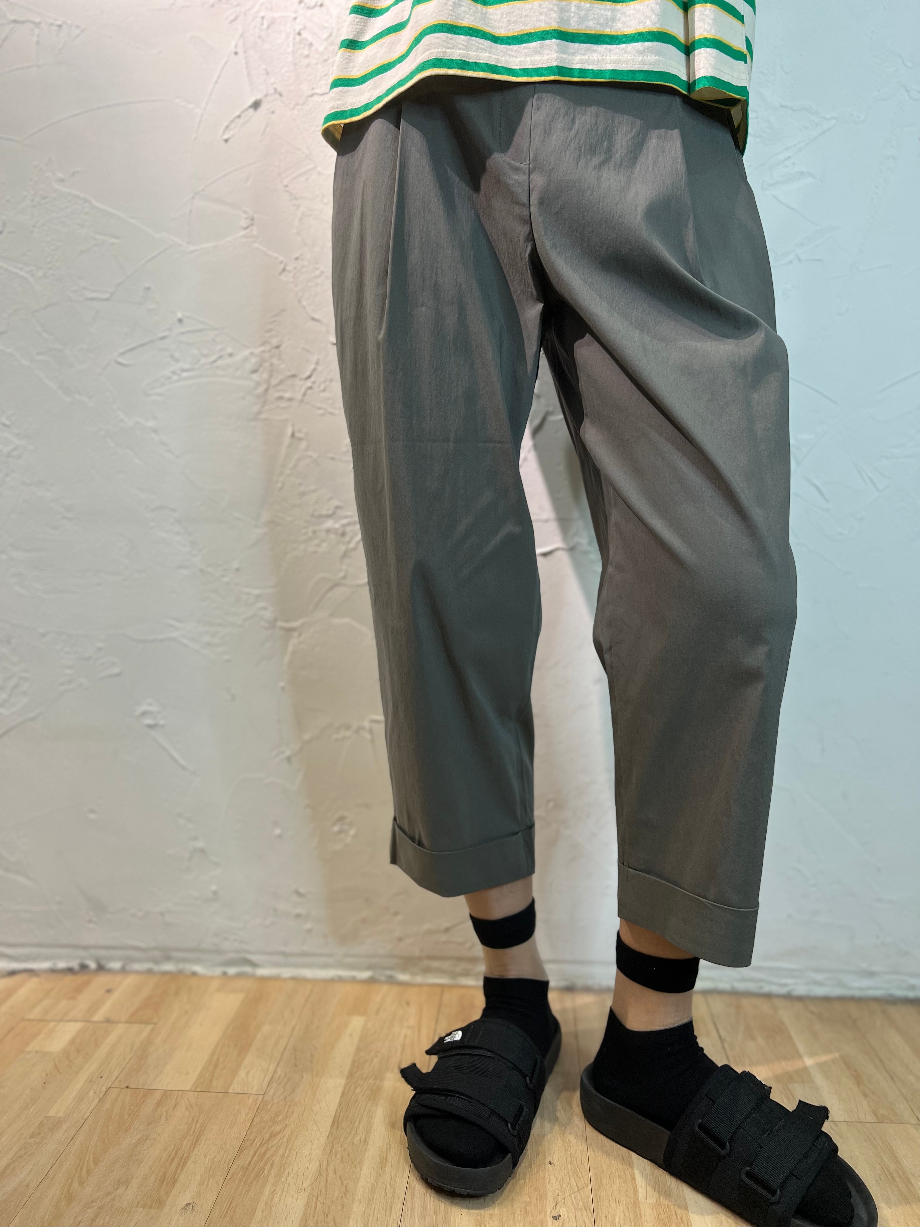 Flodded Hanging Legs Pants