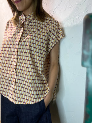 Pattern Buttons Shirt