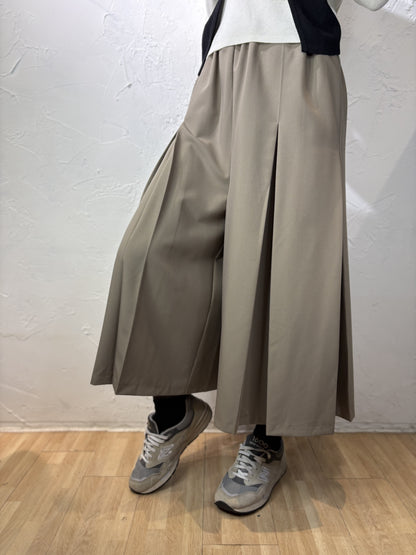 百褶裙褲
