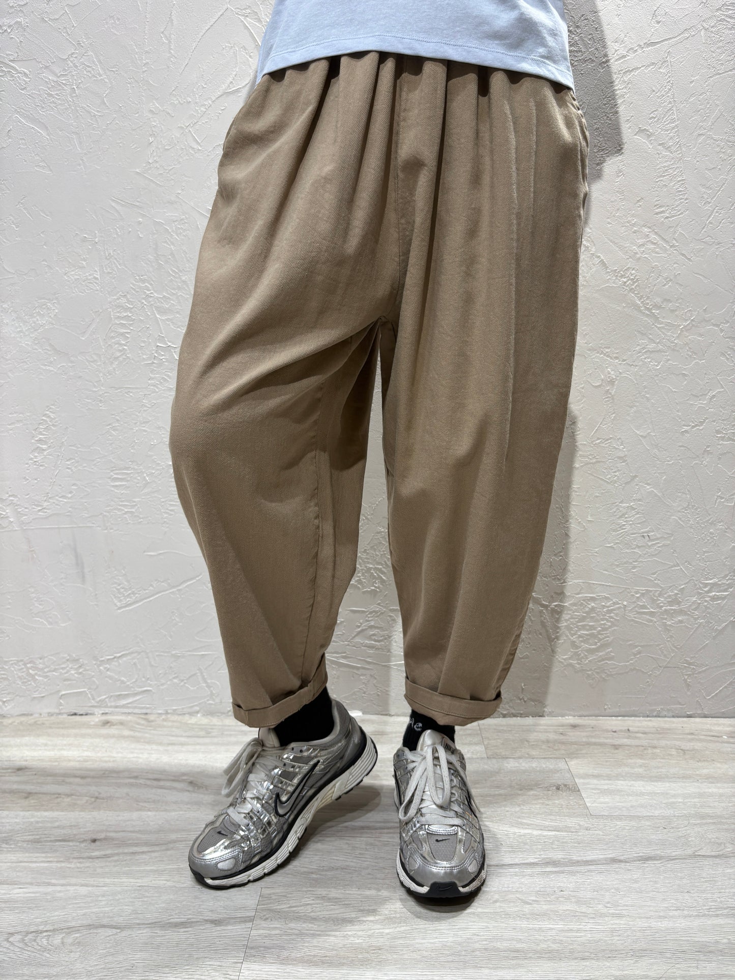 Unisex Slim Cut Pants