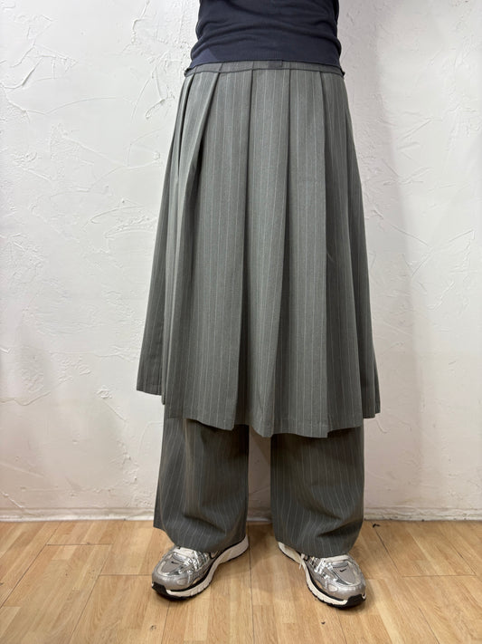 2-Layer Skirt-like Pants