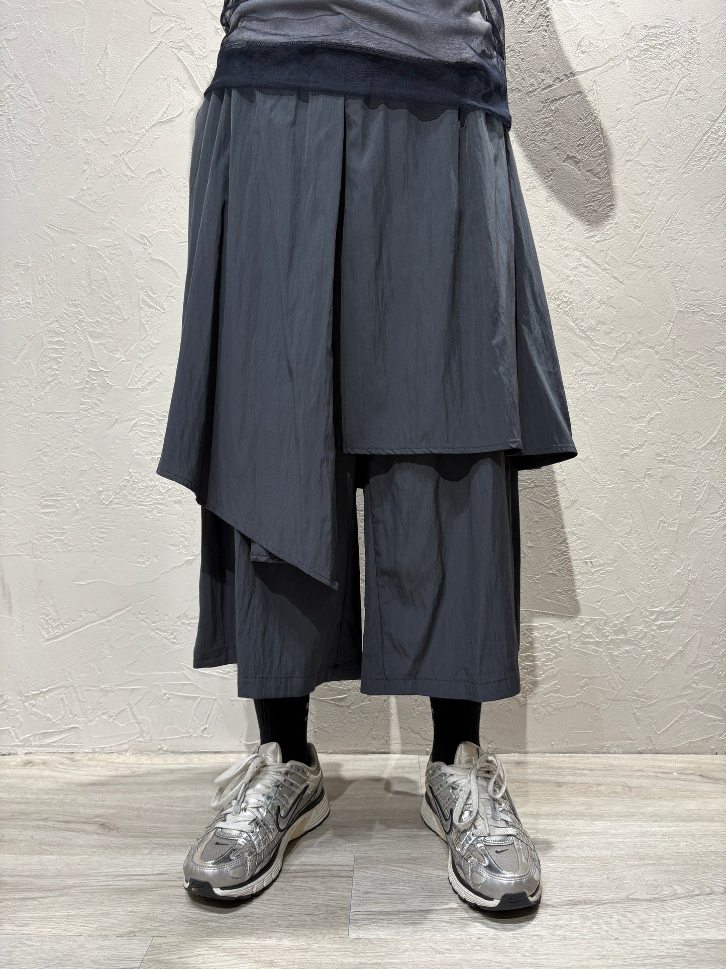 Layer Skirt-like Pants