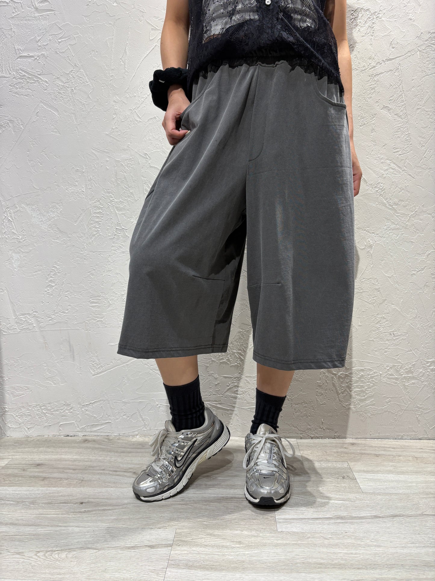 3D Cut Color Pants