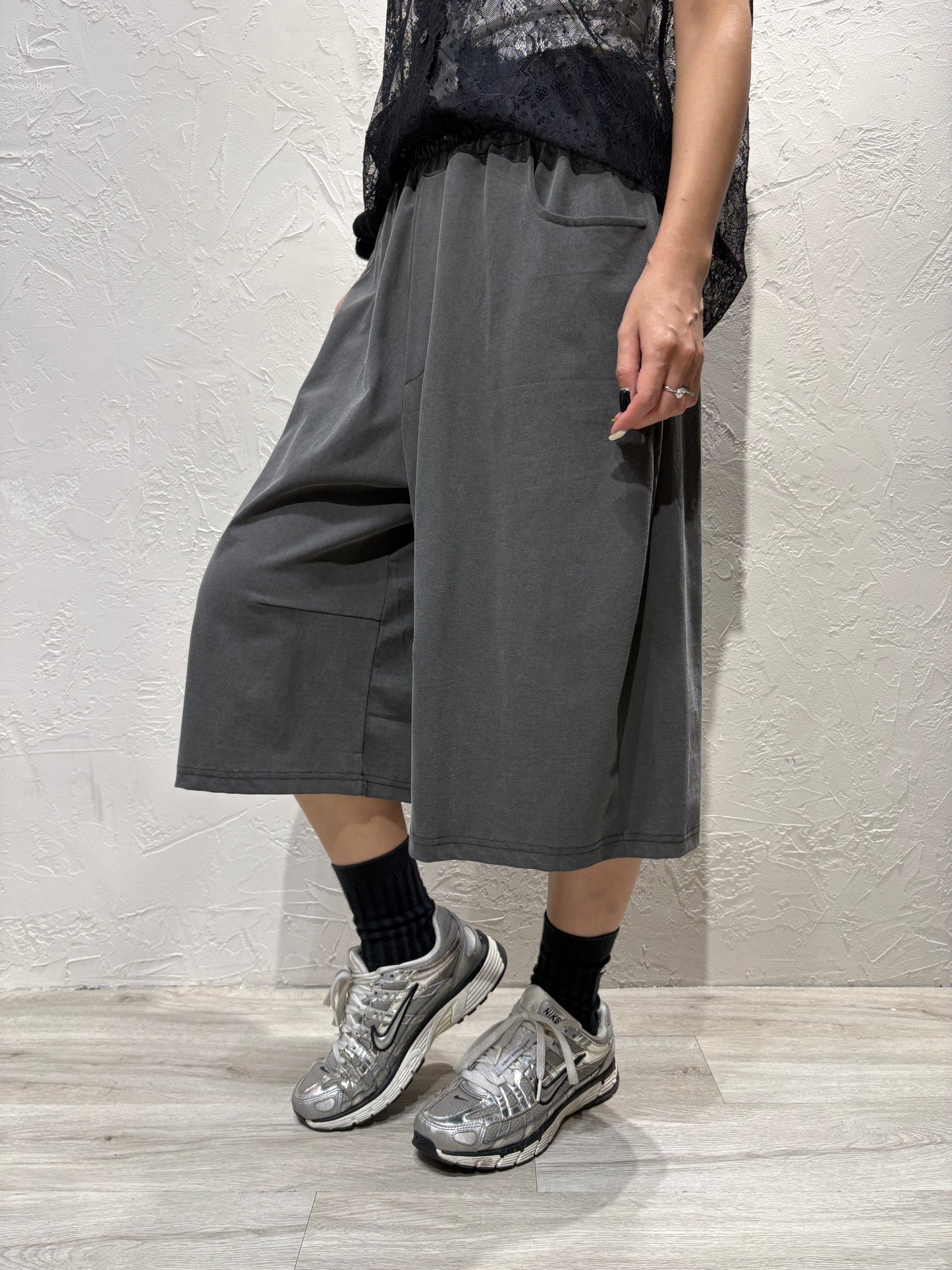 3D Cut Color Pants