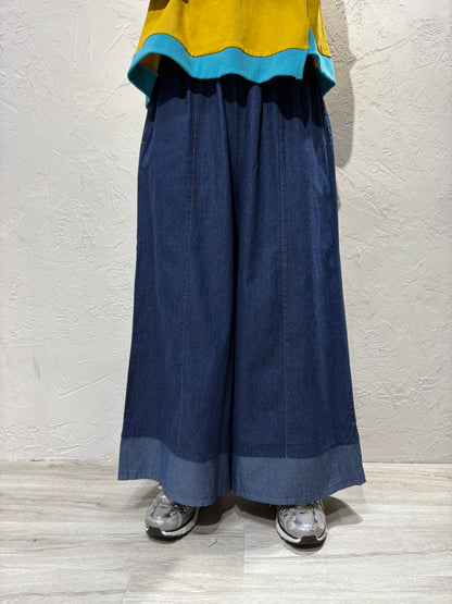 Two-tone Color Jeans