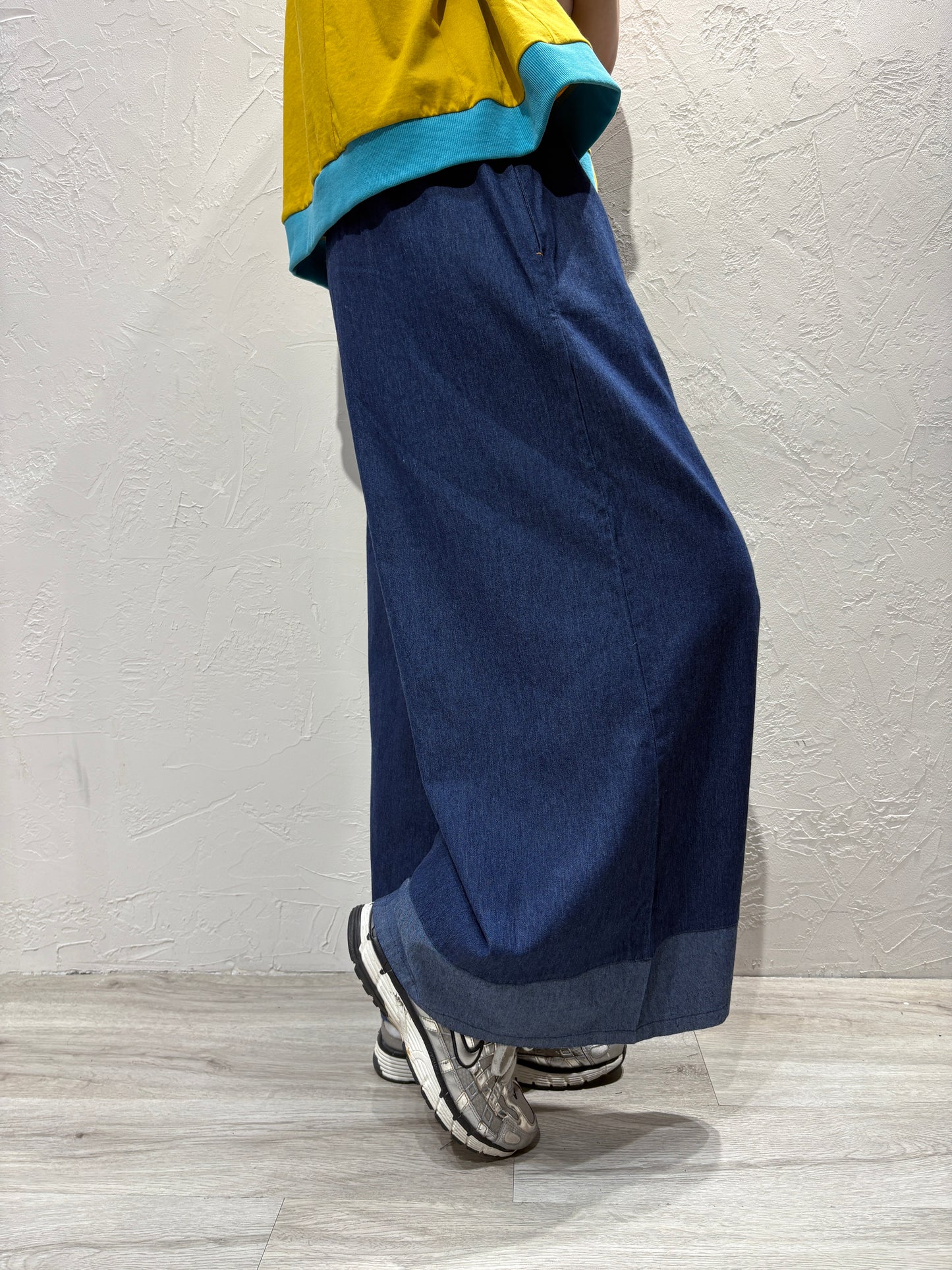 Two-tone Color Jeans