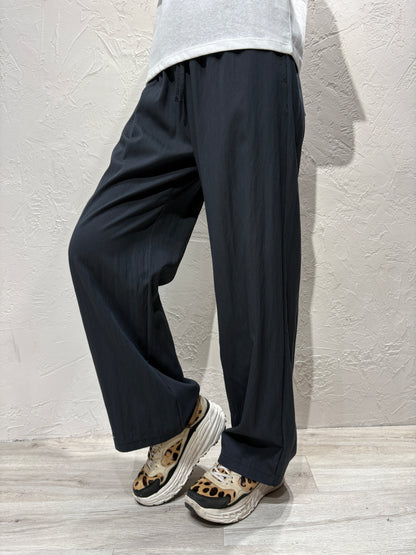 Light Straight Pants