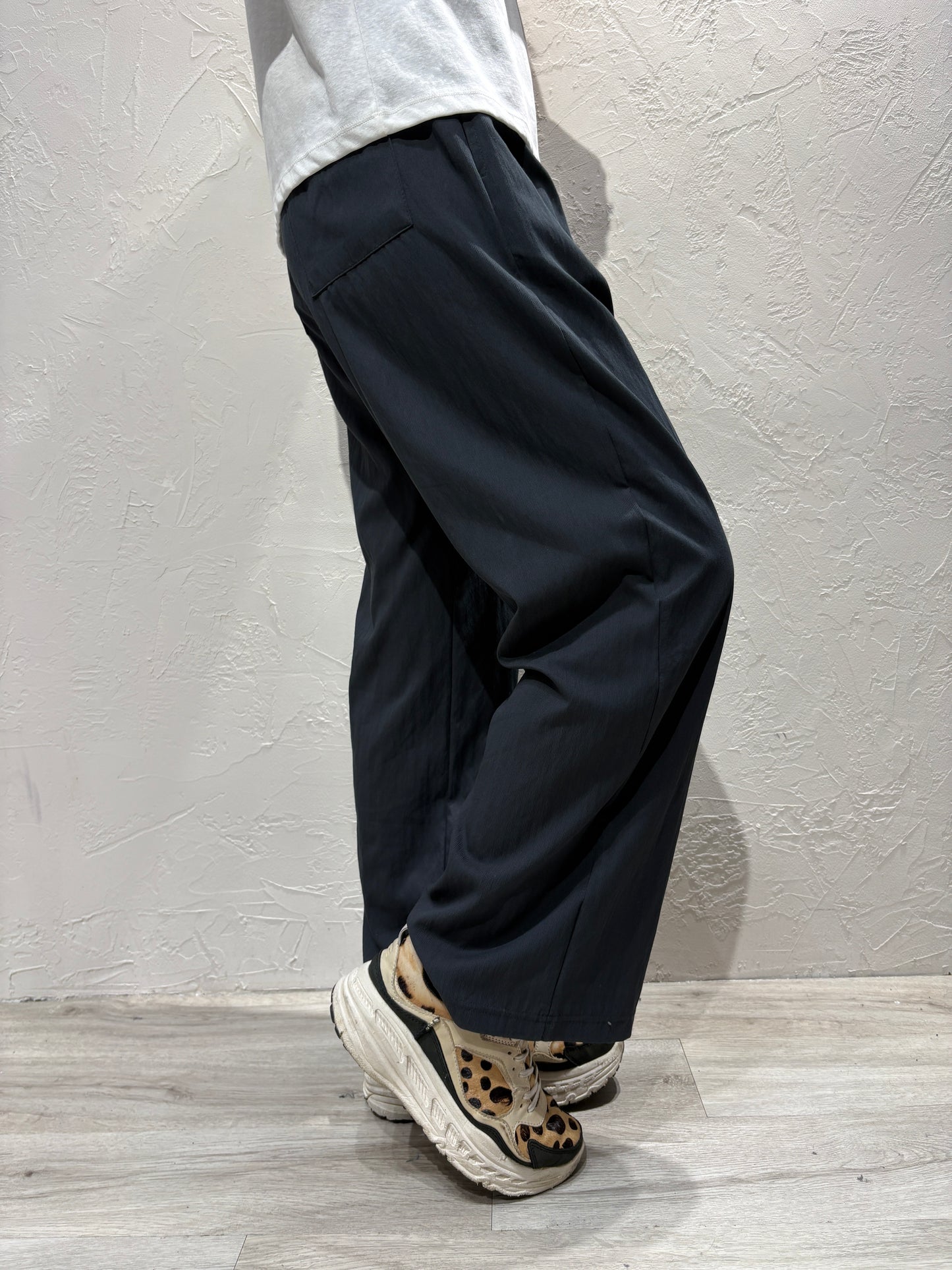 Light Straight Pants