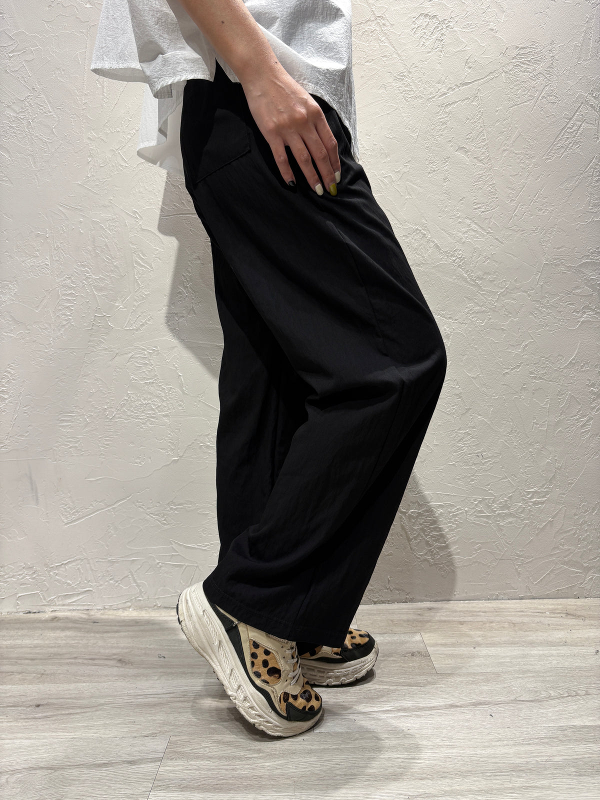 Light Straight Pants