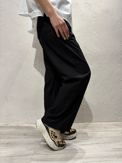 Light Straight Pants