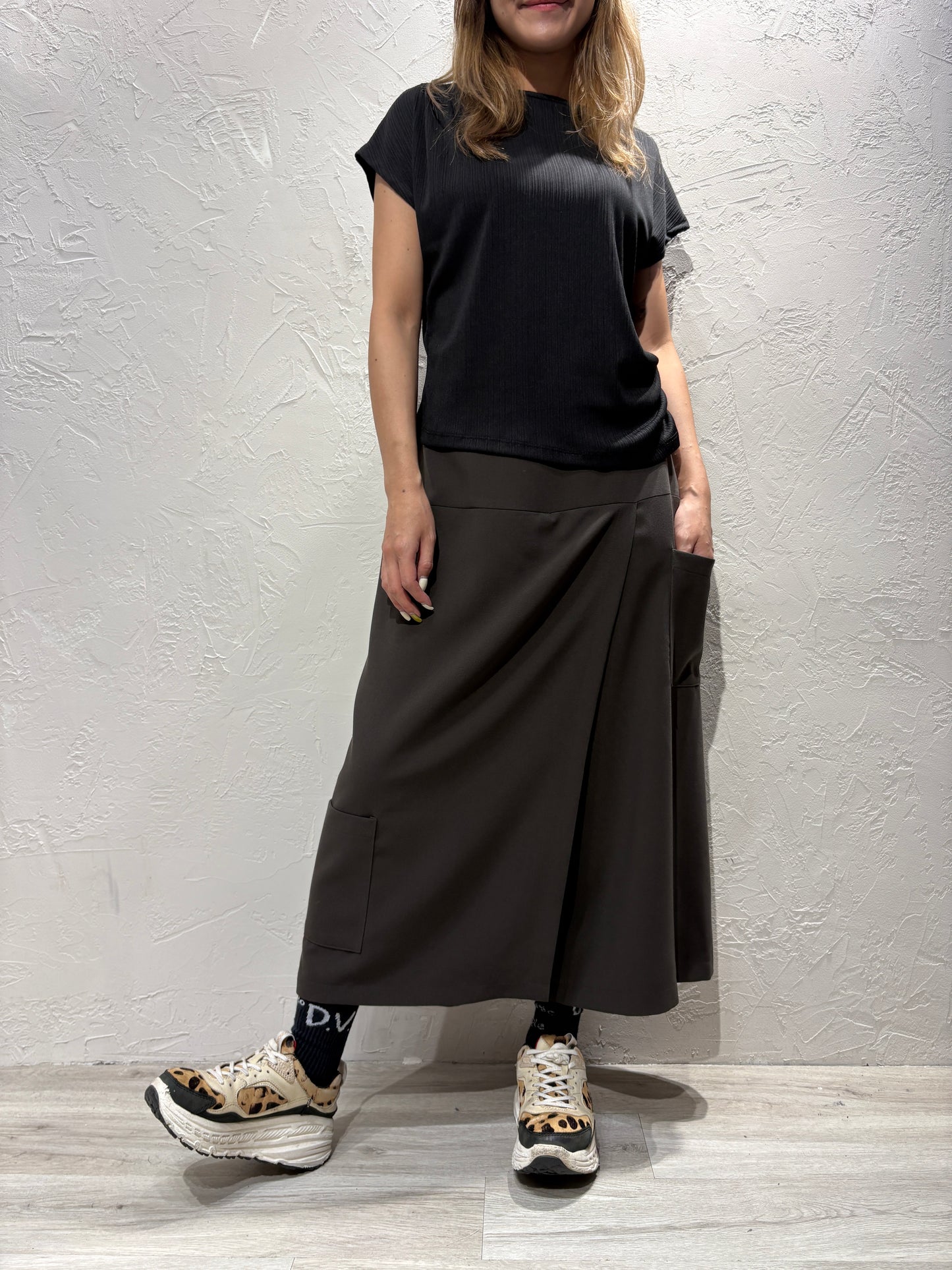 Pocket Skirt-like Pants