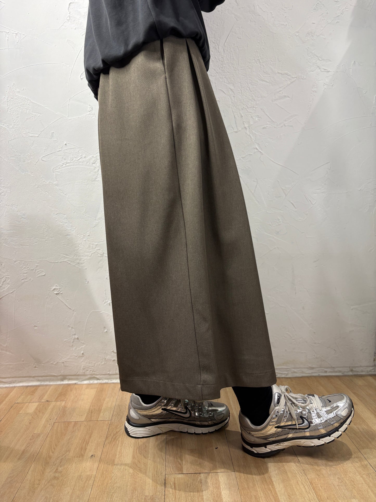 Non-Iron Skirt-like Pants