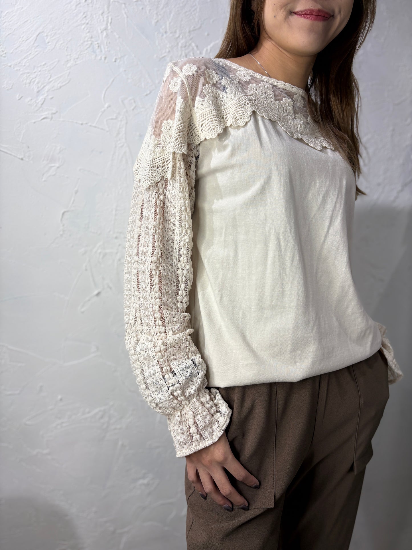 Embroidery Long Sleeves Top