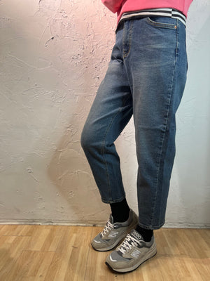 Slim Cut Jeans