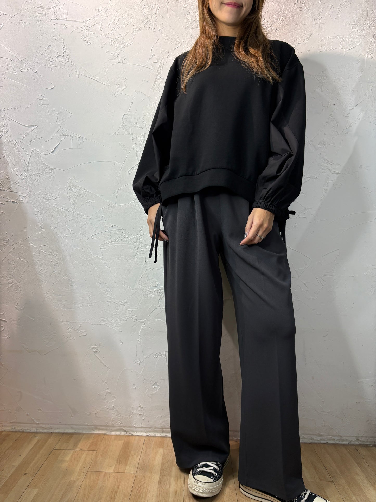 Ribbon Side Long Sleeves