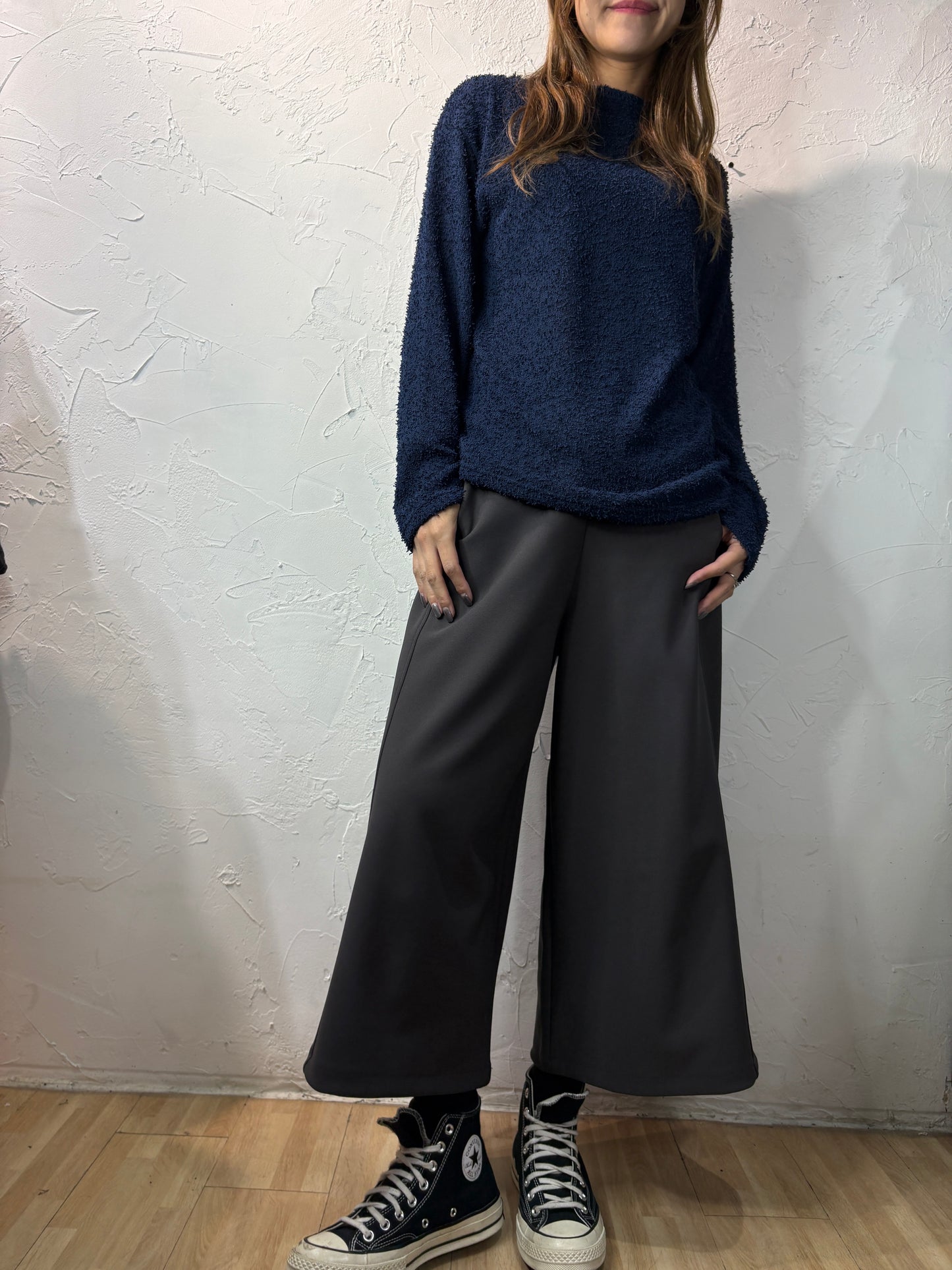 Hanging Legs Wide Pants