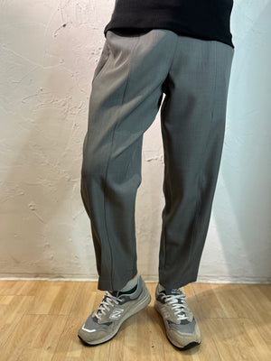 Soft Pleated Legs Pants