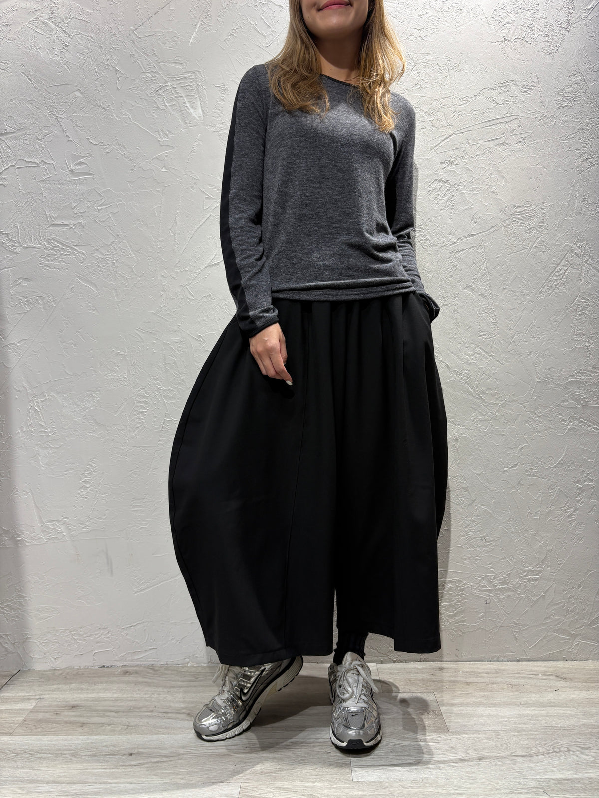 Ballon Cut Skirt-like Pants