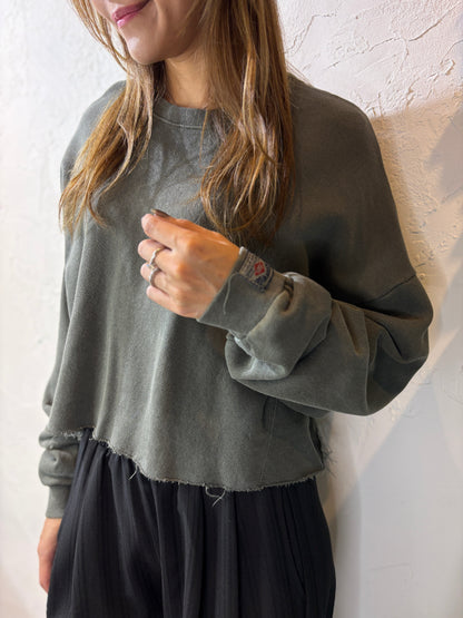 Plain Cropped Sweater