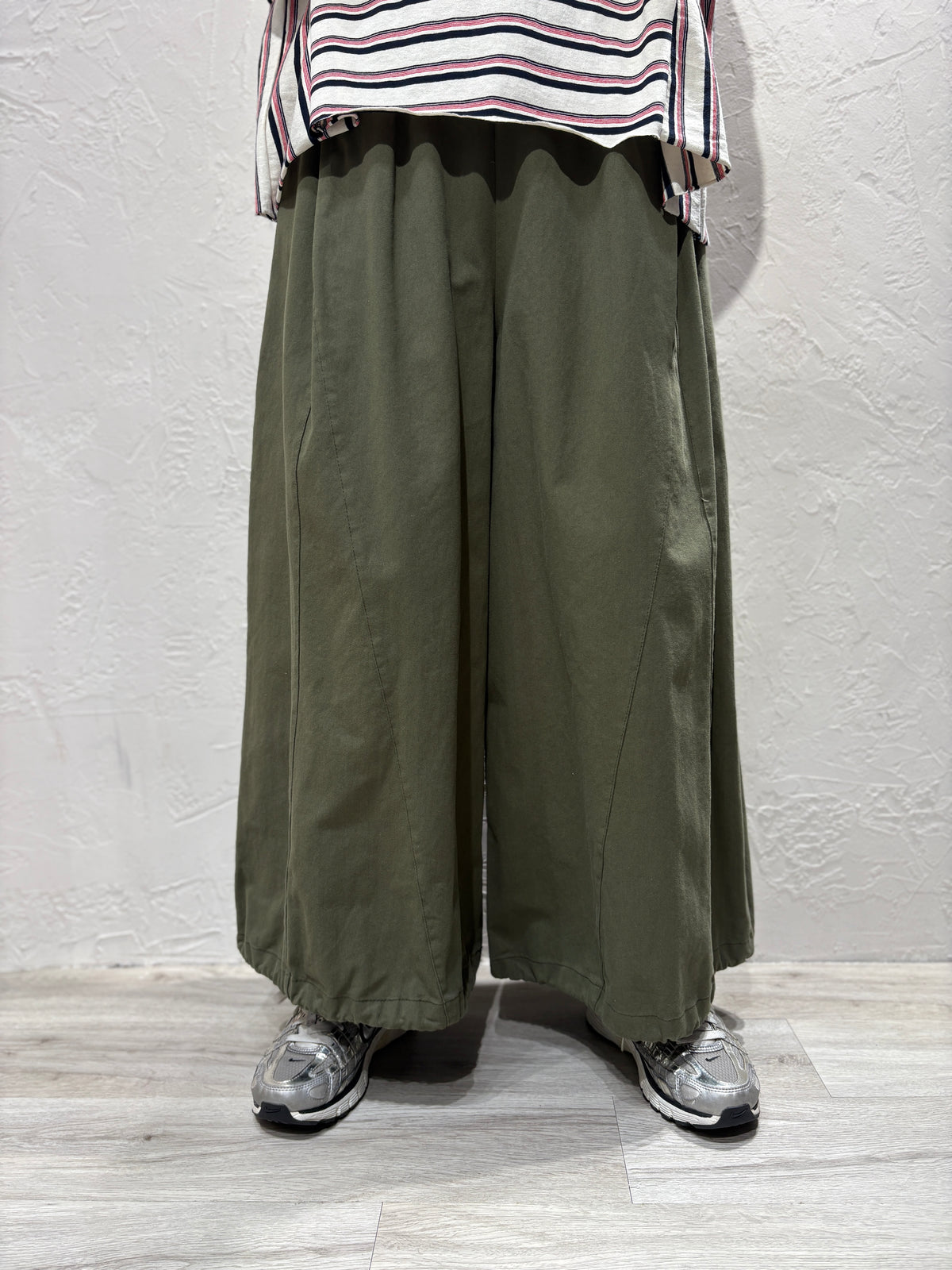 Wide Legs Pants