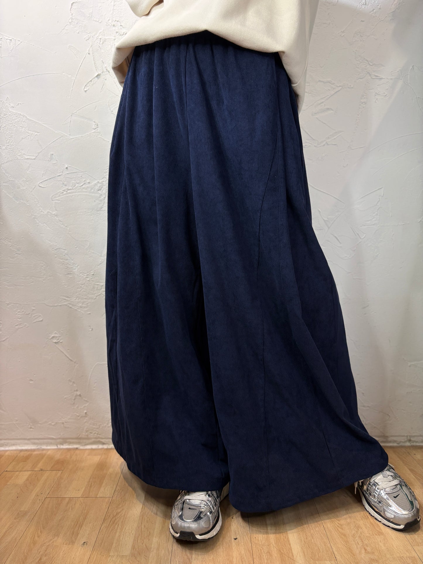 Corduroy Skirt-like Pants