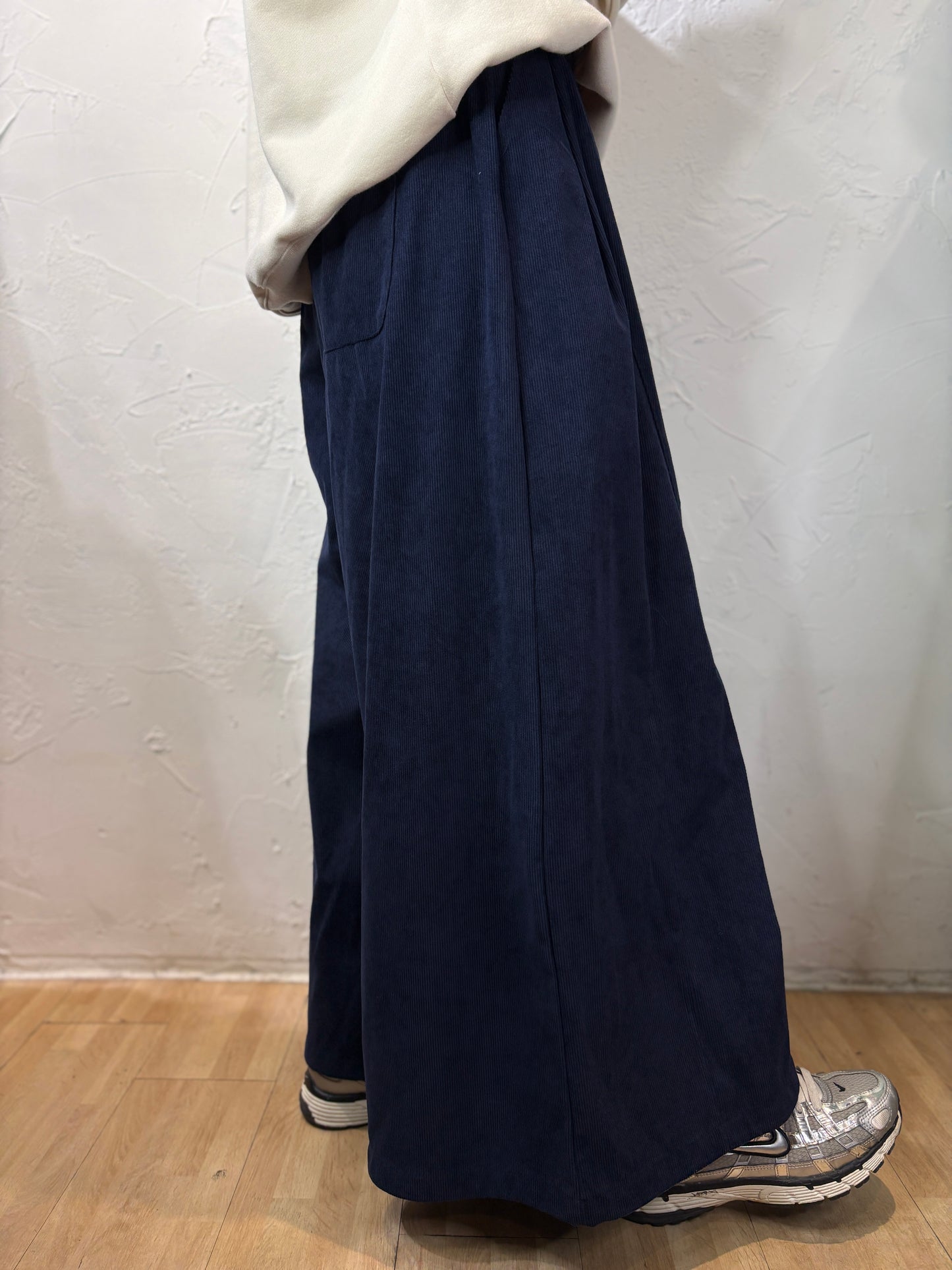 Corduroy Skirt-like Pants