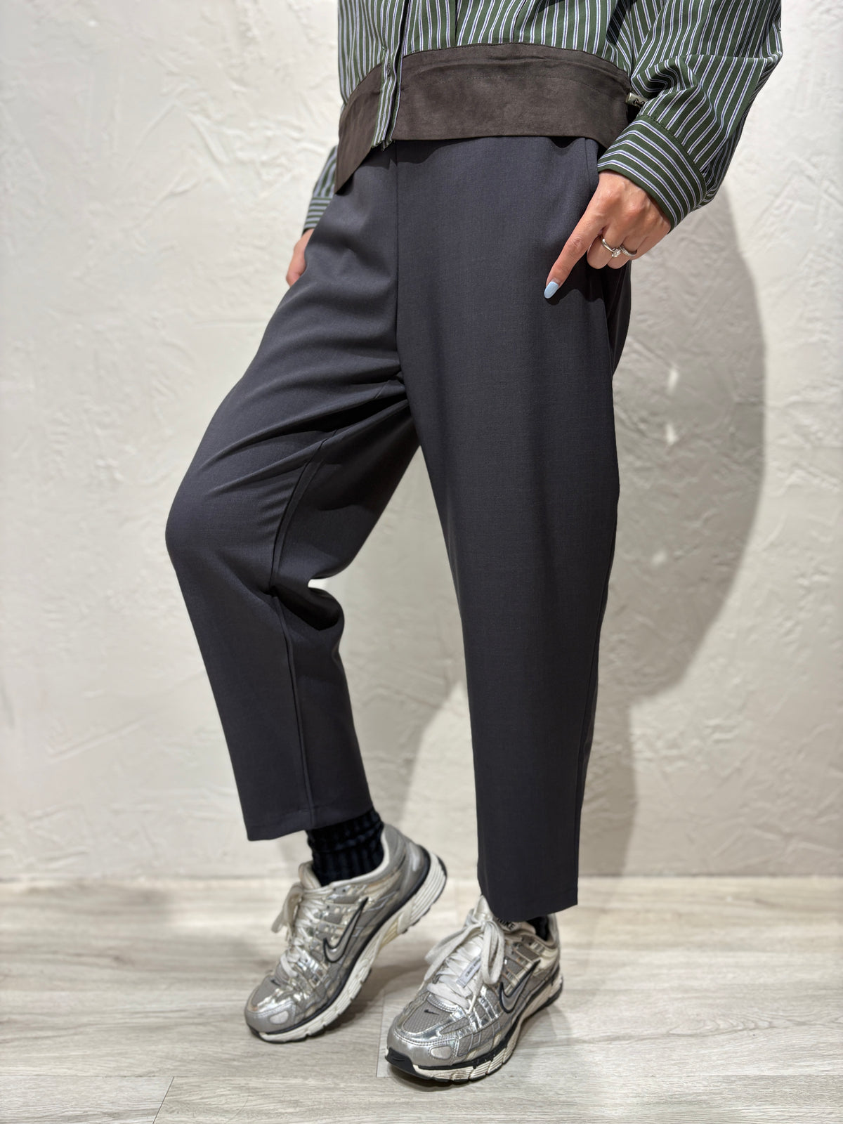 Non-iron Slim Cut Pants
